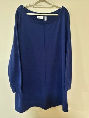 d&co Collection Navy Boatneck Long-Sleeve Tunic